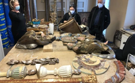 Późnobarokowe ołtarze kościoła w Grojcu w renowacji - FOTO