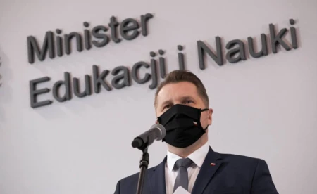 Mniejszy zakres wiedzy potrzebnej do zdania matury i egzaminu ośmioklasisty?