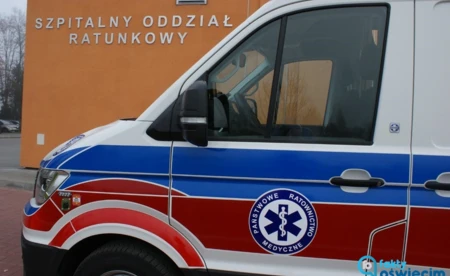Zderzyły się trzy samochody. Jedna osoba w szpitalu