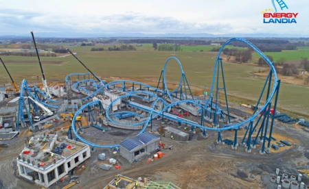 Rollercoaster z 90 tysięcy elementów? Tak - FILM, FOTO