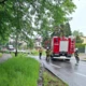 Drzewo blokuje ulicę Żeromskiego w Kętach