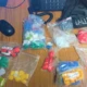 Miał przy sobie narkotykowy market. Wpadł, bo zasnął na ławce