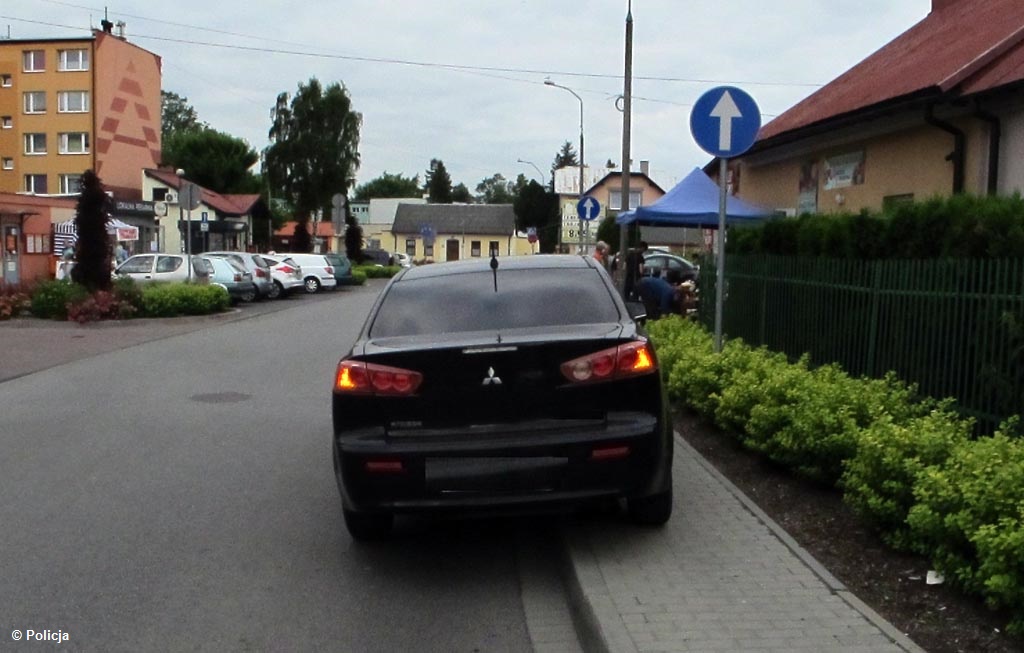 Oświęcim, wypadek, potrącenie, pieszy, cofanie