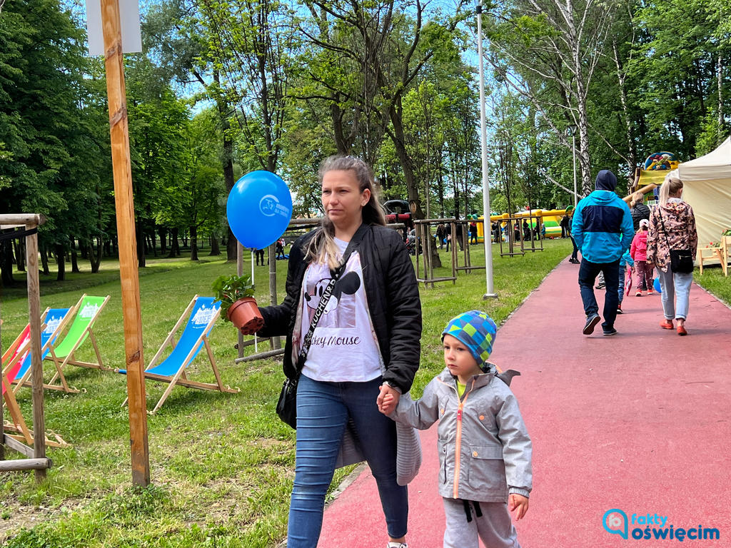  width=