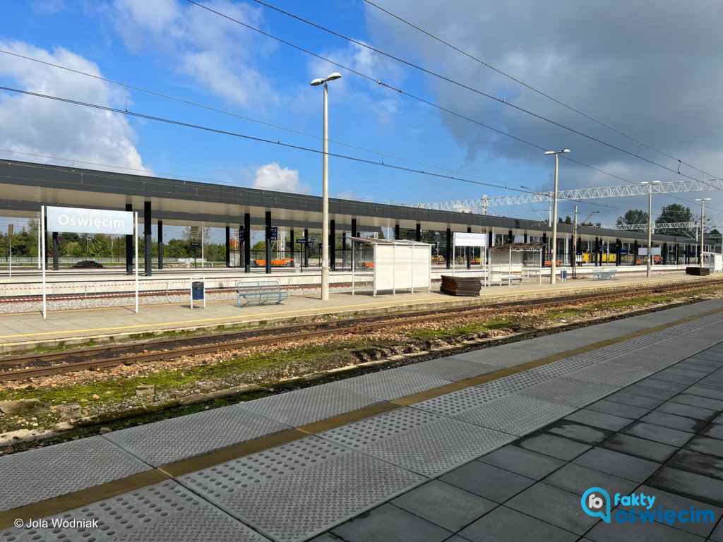  width=