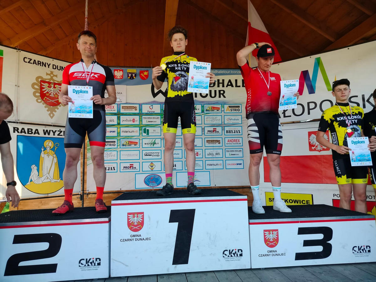 Kolarze Sokoła Kęty z dobrej strony pokazali się podczas drugiego etapu "Podhale Tour" w Czarnym Dunajcu.