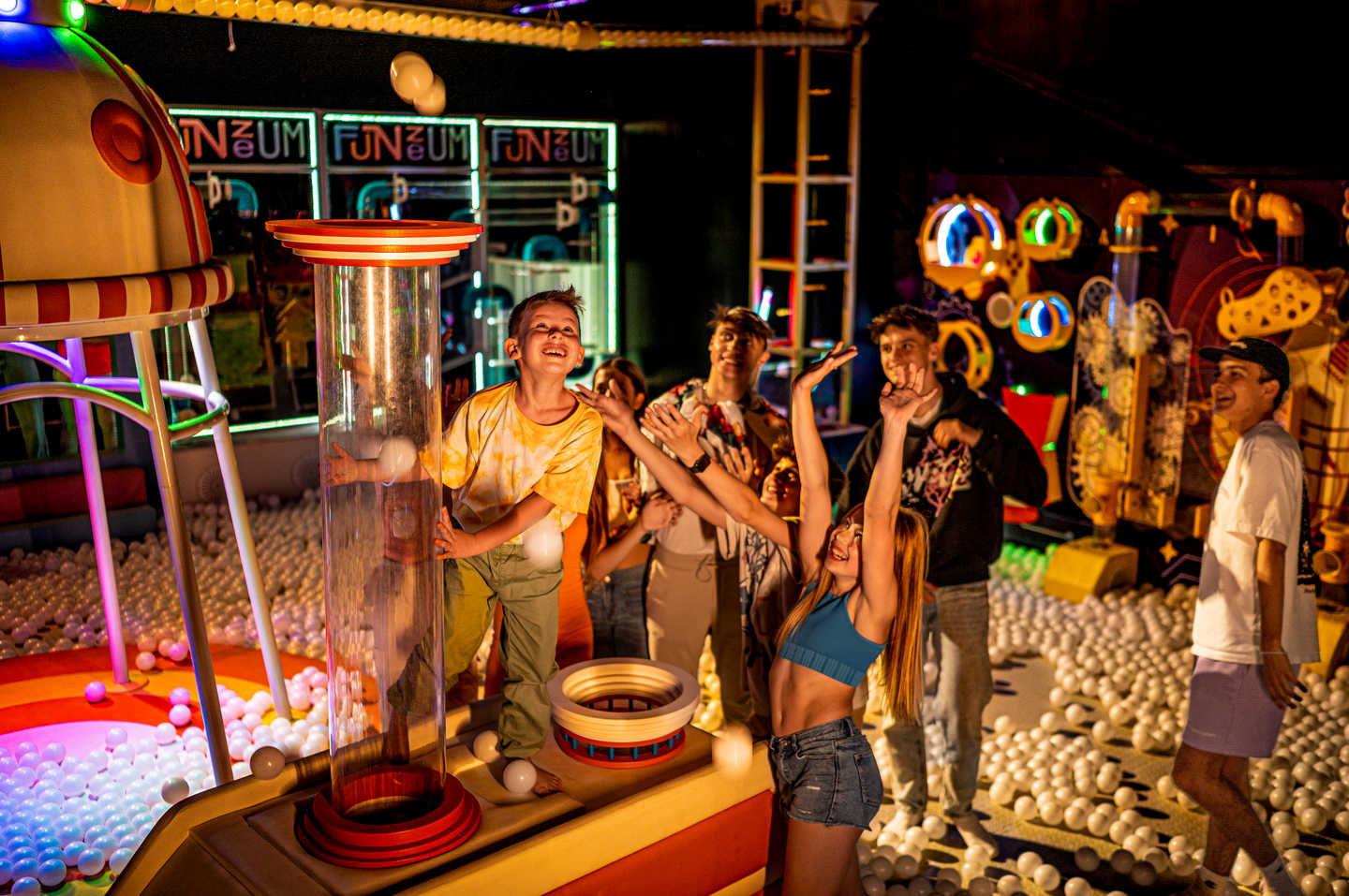 Odkryj kosmiczną przygodę w FUNZEUM: Ferie, edukacja i niesamowita rozrywka w jednym