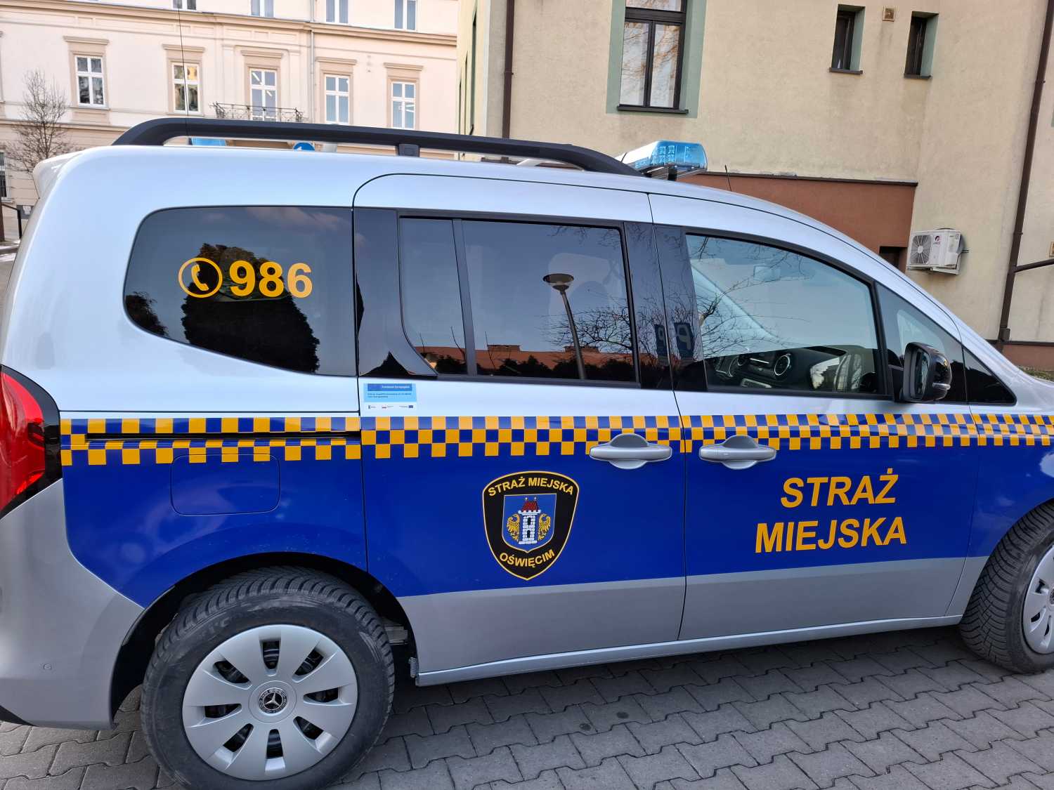 Radiowóz elektryczny