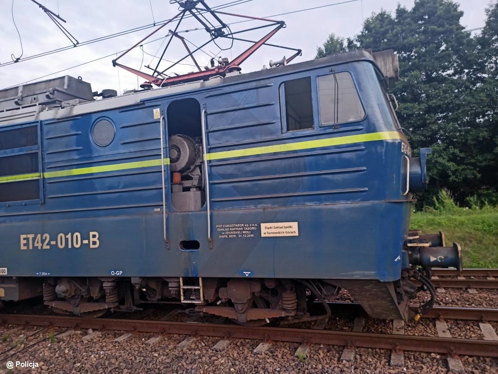  width=