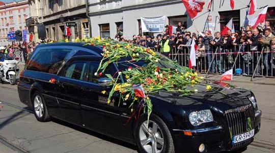 POLSKA. Dlaczego musimy być świadkami objawów chorobowych?