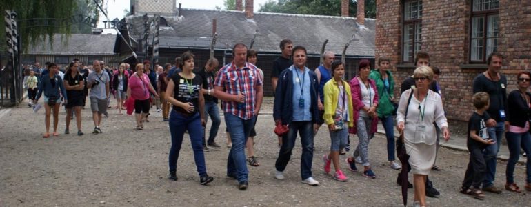 Delegacja z Watykanu w Muzeum Auschwitz