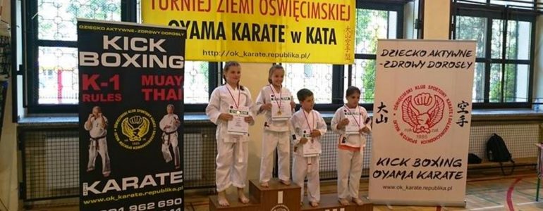 VII Turniej Ziemi Oświęcimskiej Oyama Karate w Kata – FOTO