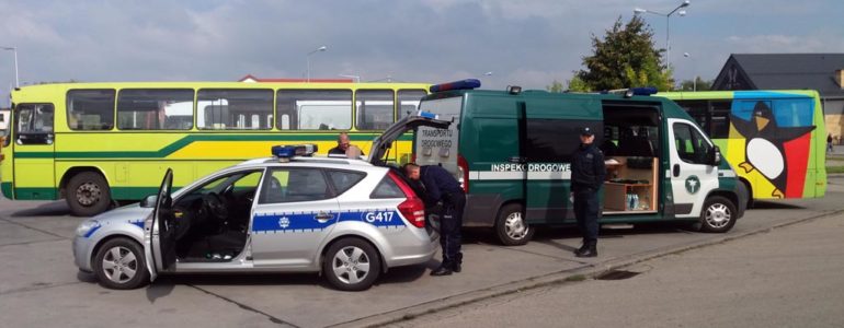 Nietrzeźwy kierowca autobusu wiózł pięcioro pasażerów