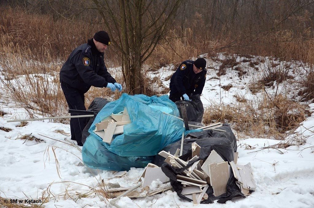 Kęty, śmieci, odpady, wysypisko, dzikie wysypisko, straż miejska