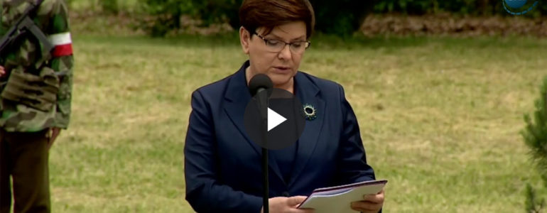 Fala krytyki po przemówieniu Beaty Szydło – FILM