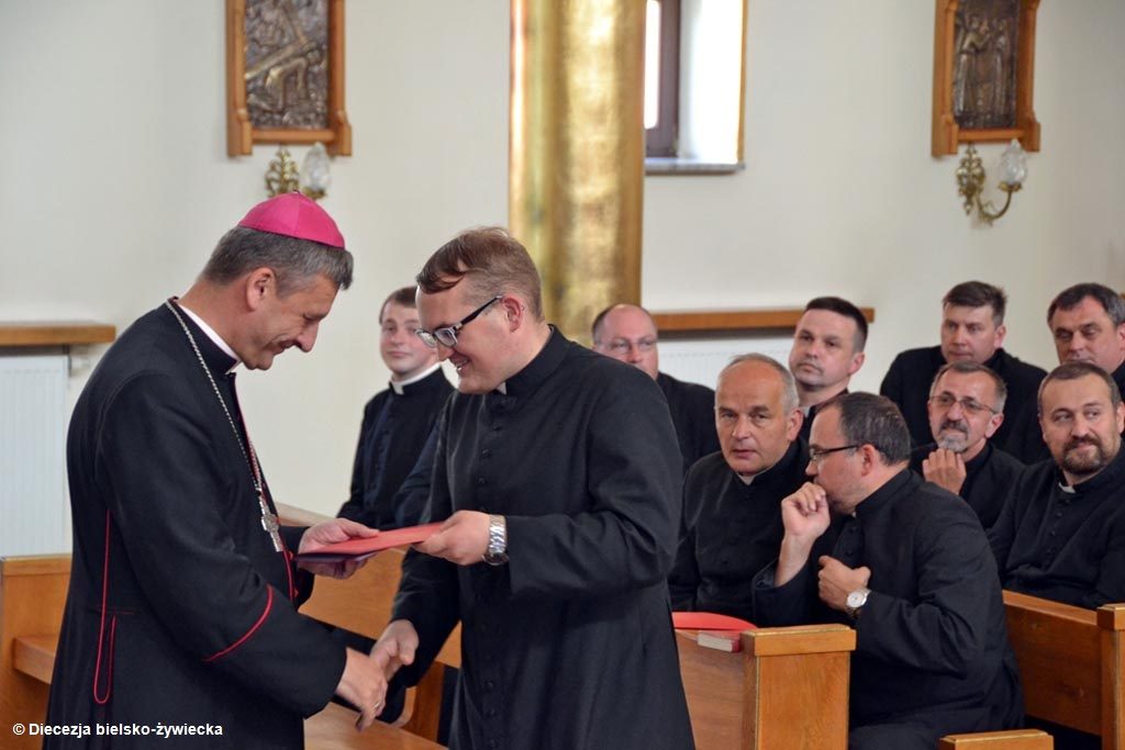 diecezja bielsko-żywiecka, ksiądz, biskup, parafia, proboszcz, wikariusz