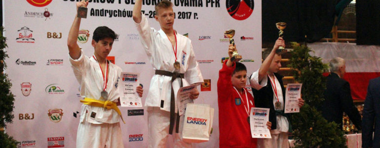 Szymon Dębski w finale One World, One Kyokushin