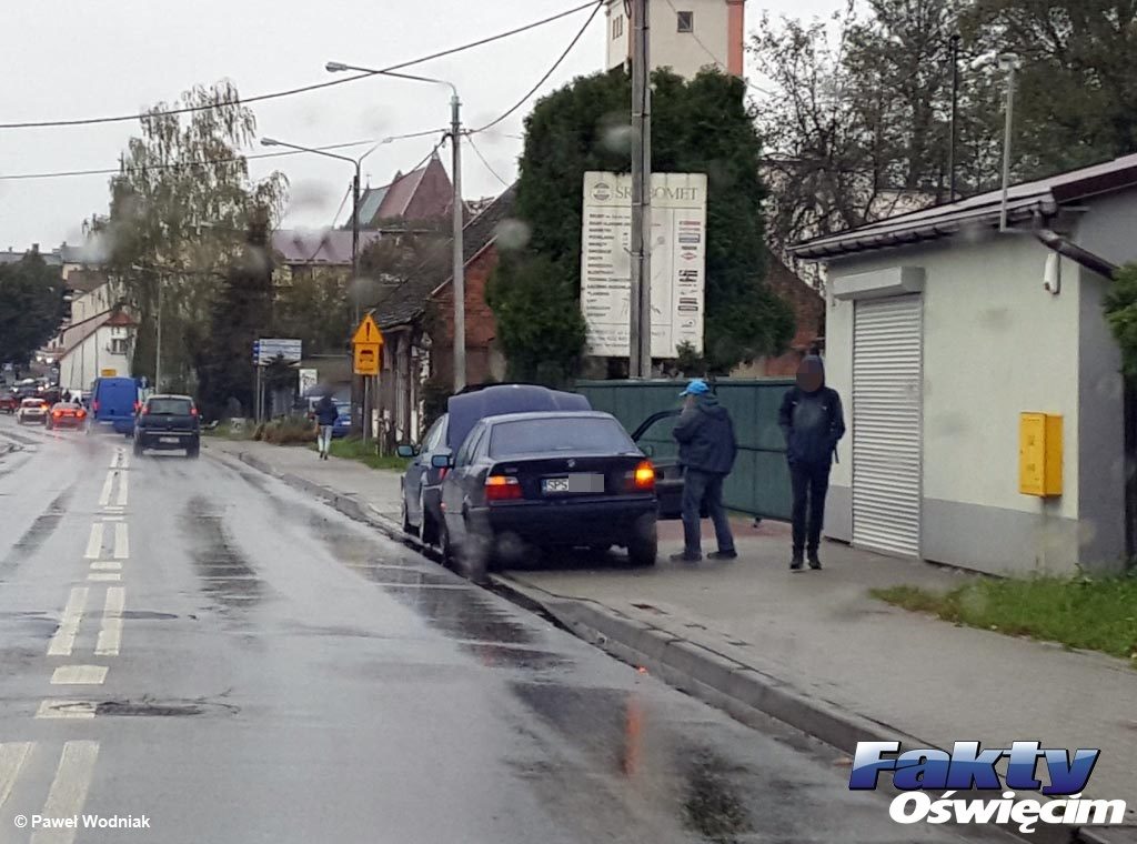 Dzisiaj na ulicy Zaborskiej w Oświęcimiu zderzyły się dwa samochody. Do szpitala na obserwację trafiło pięcioletnie dziecko.