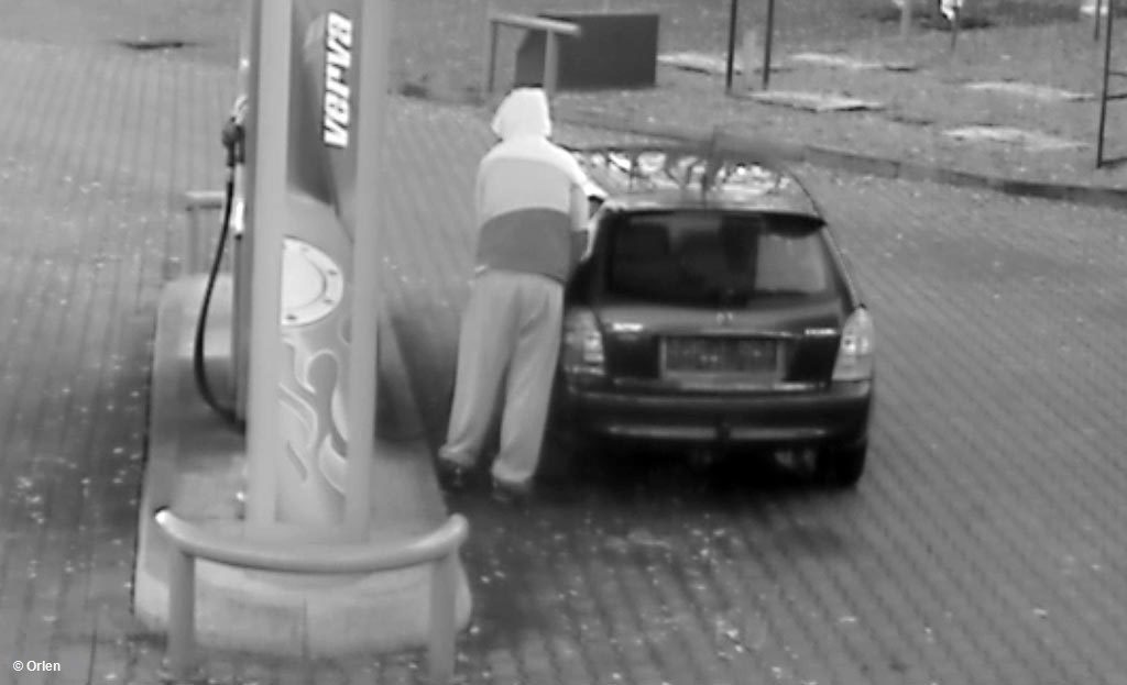 Na stację benzynową z Zatorze przyjechał samochodem bez tablic rejestracyjnych. Monitoring zarejestrował jednak złodzieja paliwa.