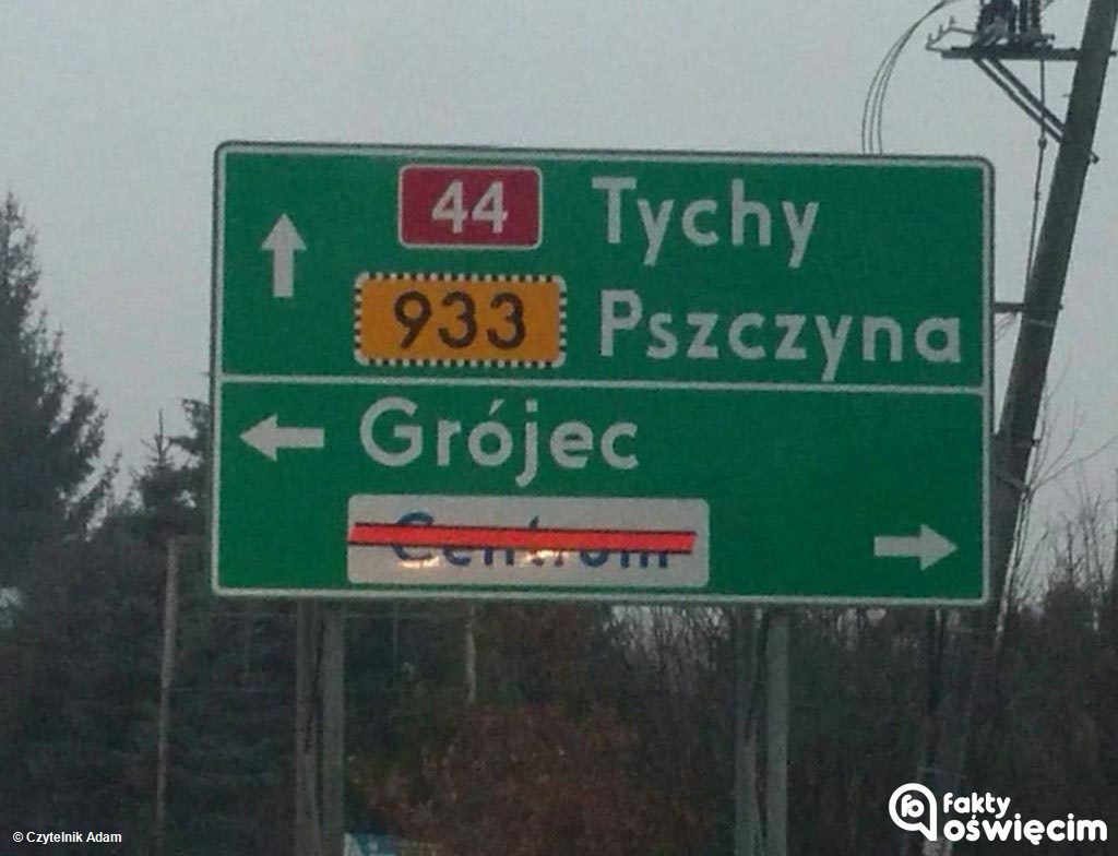 Z oświęcimskiej obwodnicy można dojechać bezpośrednio do Grójca. I to bez pokonywania ponad 300 kilometrów. Tak przynajmniej wynika z oznakowania.