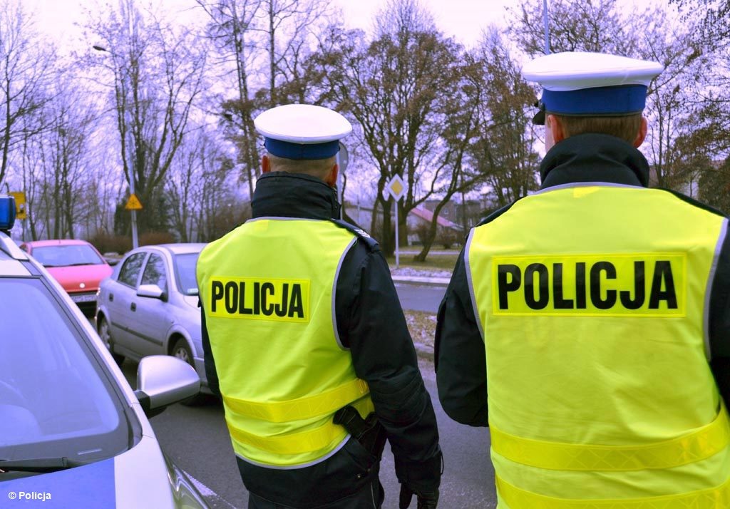 Policjanci z oświęcimskiej drogówki kolejny raz przeprowadzili akcję „Niechronieni uczestnicy ruchu drogowego”, która jest skierowana do pieszych.