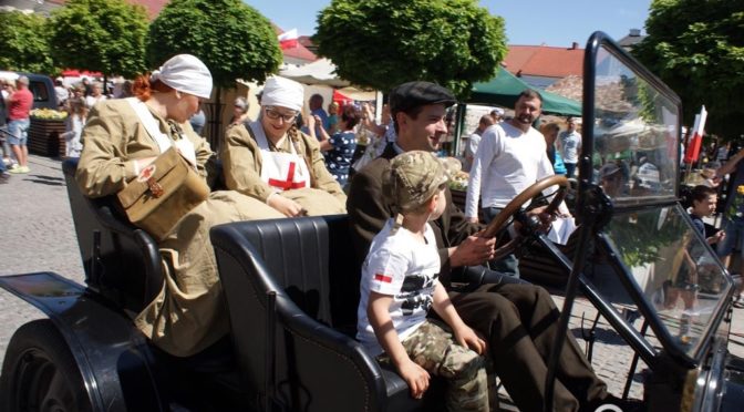 IX Jarmark Kasztelański sprawił, że wczorajszy dzień, to była magiczna niedziela w Oświęcimiu. Każdy z pewnością znalazł coś dla siebie.