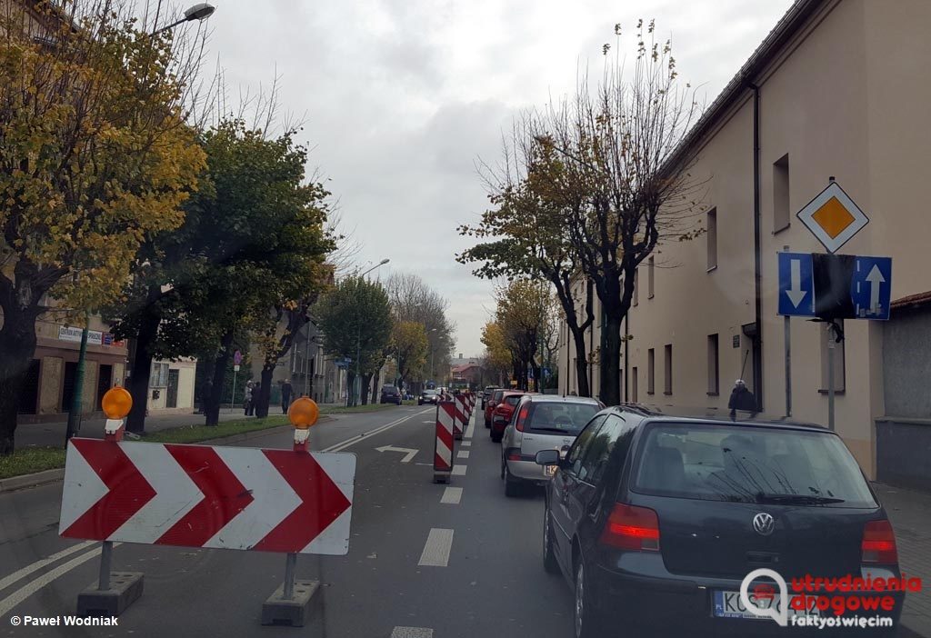 W związku ze zbliżającym się dniem Wszystkich Świętych, samorząd Oświęcimia wprowadzi zmiany organizacji ruchu przy miejscowych cmentarzach.