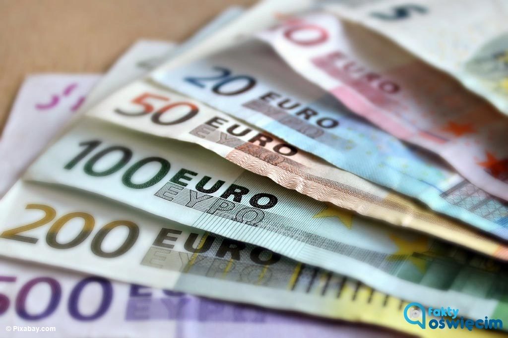 Do Małopolski trafi w tym roku 900 milionów złotych z kasy Unii Europejskiej. Z tej kwoty największa pula wynosi 250 milionów złotych.