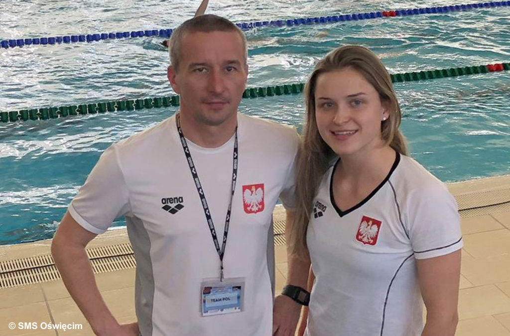 Dominika Kossakowska ze swoim trenerem Piotrem Woźnickim. Fot. SMS Oświęcim