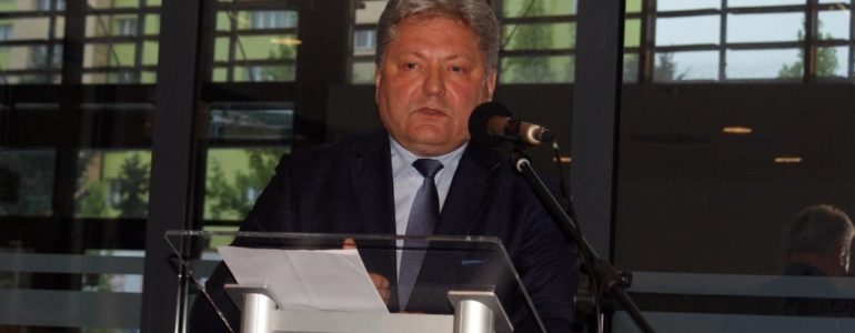 Burmistrz Chełmka krytycznie o metodach walki ze smogiem – FILM