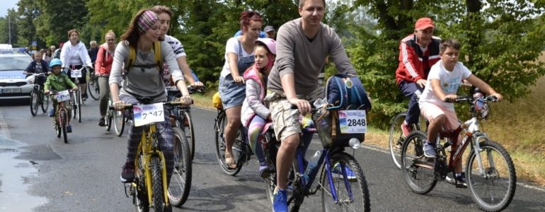 Trzystu rowerzystów na trzech trasach – FILM, FOTO
