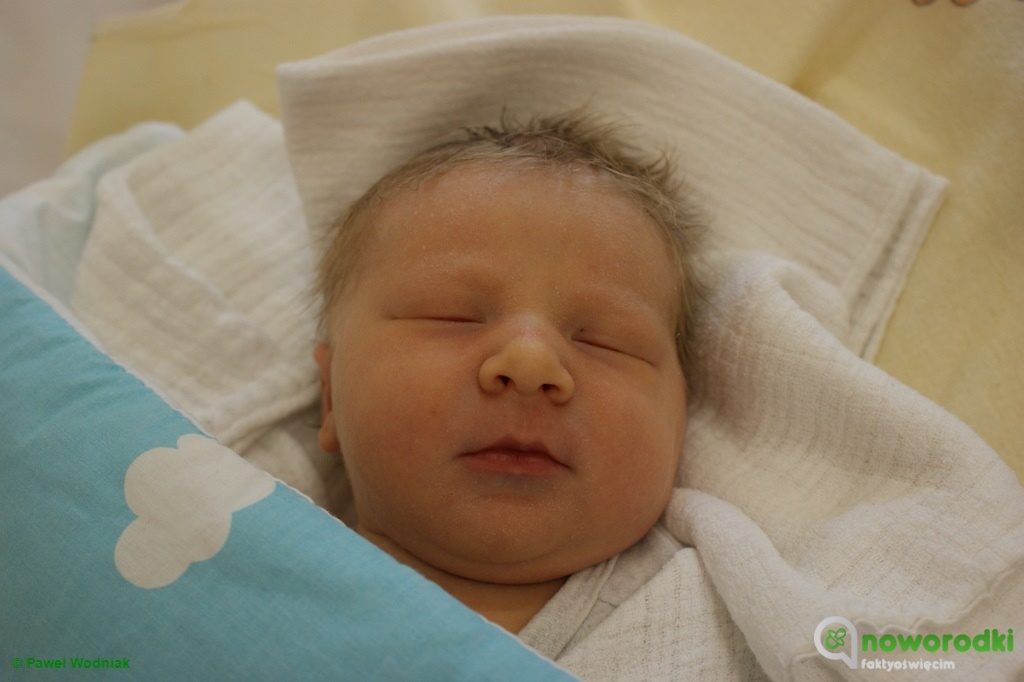 W Faktach Oświęcim witamy dzisiaj piątkę noworodków. Zosia, Milenka, Liwia, Gabriel i Bruno urodzili się w Szpitalu Powiatowym w Oświęcimiu.