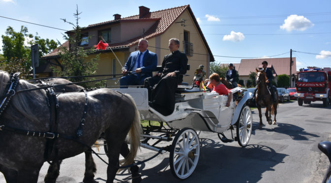 Coroczne obchody świąta plonów to w każdej gminie tradycja. Tak było też w Gorzowie. Kluczowym elementem uroczystości był wielobarwny korowód.