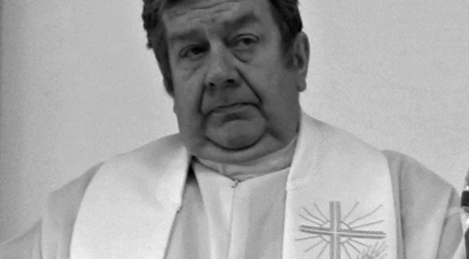 W wieku 70 lat, po 44 latach kapłaństwa, odszedł ksiądz Krzysztof Straub, budowniczy i wieloletni proboszcz kościoła św. Józefa w Oświęcimiu.