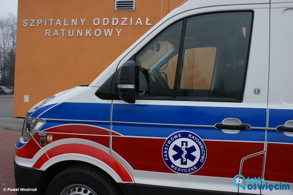 Dzisiaj po południu w Bobrku doszło do karambolu, w którym zderzyły się trzy samochody. Do Szpitala Powiatowego w Oświęcimiu ratownicy zabrali jedną osobę.