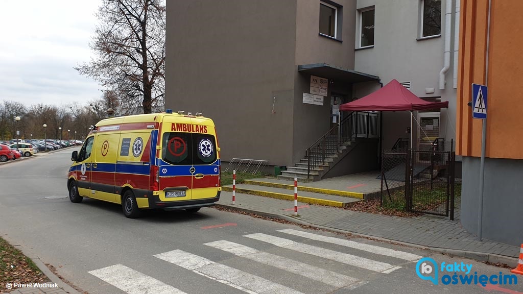 Szpital Powiatowy w Oświęcimiu otrzymał kolejne respiratory z Małopolskiego Urzędu Wojewódzkiego. Sprawdzamy ile respiratorów jest w oświęcimskiej lecznicy.