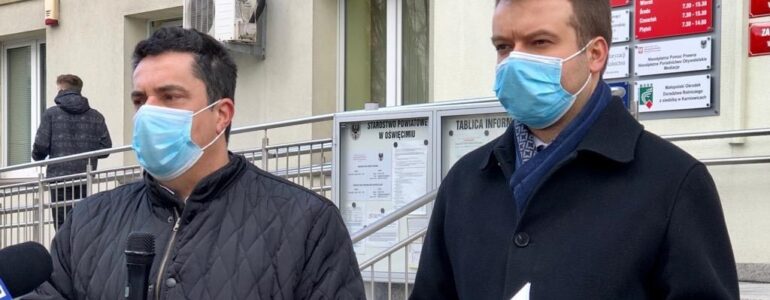 Bochenek: Media donoszą, że starostwo zapłaciło okup – FILM