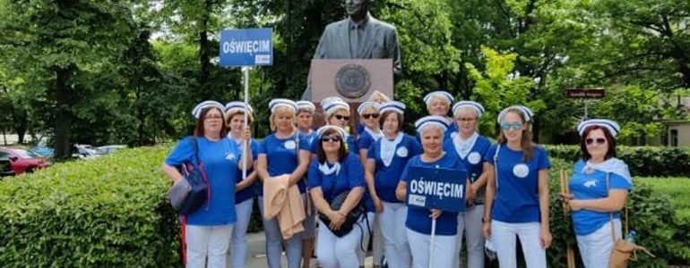 Medycy z naszego powiatu także protestują w przed sejmem – FOTO