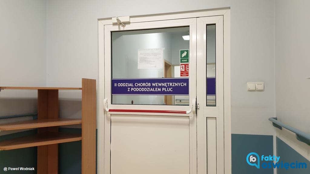 Dyrekcja Szpitala Powiatowego w Oświęcimiu wznowiła odwiedziny u pacjentów oddziałów szpitalnych. Oczywiście w ograniczonym zakresie.