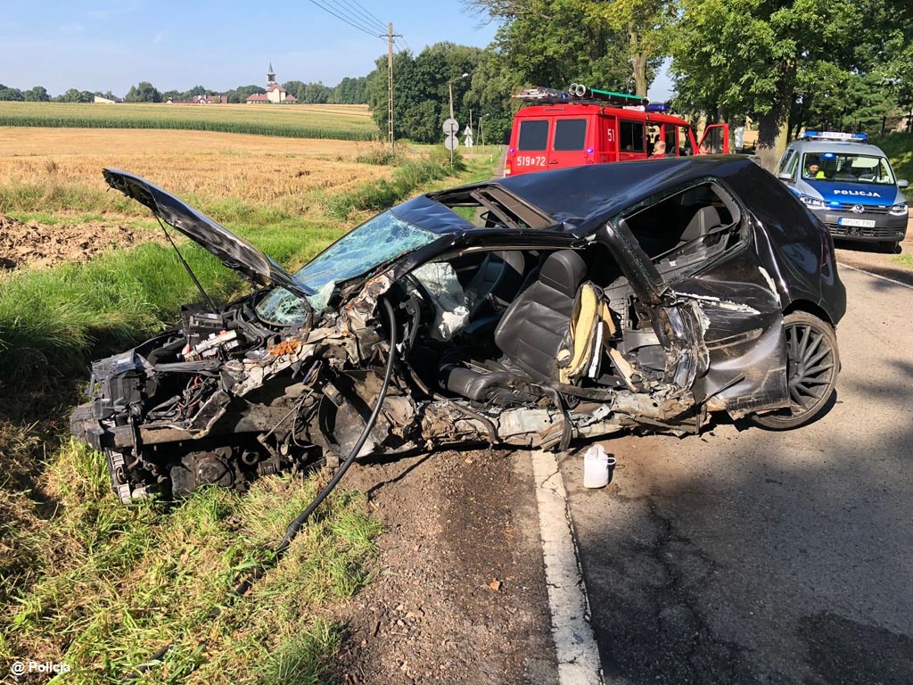 Dzisiaj rano w Polance Wielkiej służby ratunkowe interweniowały w związku z dwoma zdarzeniami drogowymi. Doszło do nich w krótkim odstępie czasu.