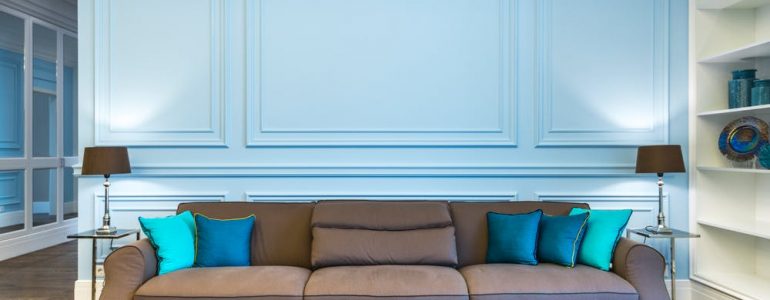 Czy warto kupić sofę dwuosobową z funkcją spania?