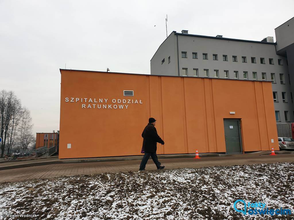 W czwartek dyrektor Szpitala Powiatowego w Oświęcimiu podjął decyzję o całkowitym wstrzymaniu na oddziały wewnętrzne.