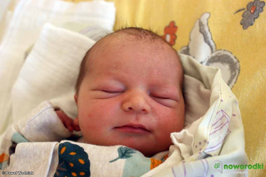 Prezentujemy kolejne zdjęcia noworodków urodzonych w Szpitalu Powiatowym w Oświęcimiu. Witamy dzisiaj Laurę, Monikę, Helenkę, Tymona i Kubę.