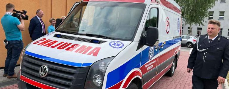 Strażacy z Jawiszowic dostali ambulans od szpitala – FOTO