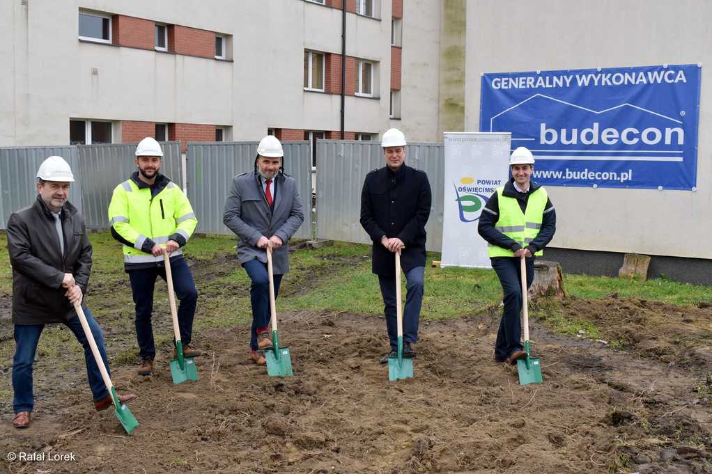 Budowlańcy rozpoczęli trzeci etap przebudowy i rozbudowy Specjalnego Ośrodka Szkolno-Wychowawczego (SOSW) w Oświęcimiu.