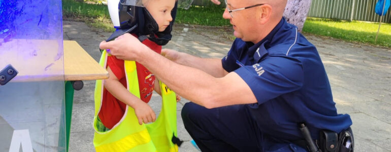 Promowali zasady bezpieczeństwa i służbę w policji – FOTO