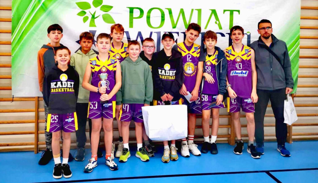 Młodzi koszykarze oświęcimskiego Kadeta (rocznik 2011) zajęli dziewiąte miejsce w turnieju "Wieliczka Cup"