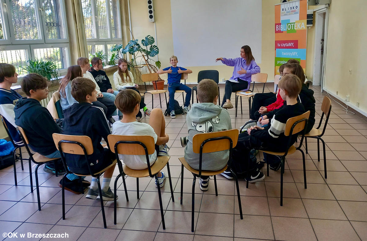 Ośrodek Kultury w Brzeszczach zaprezentował pierwszą fazę swojego projektu, który ma rozwijać czytelnictwo wśród młodzieży w wieku 13-18 lat. 