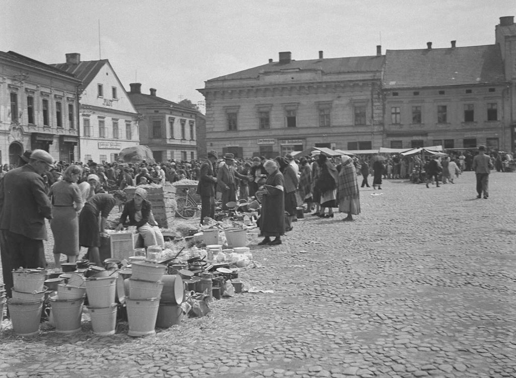 Rynek Główny w Oświęcimiu około 1940 roku