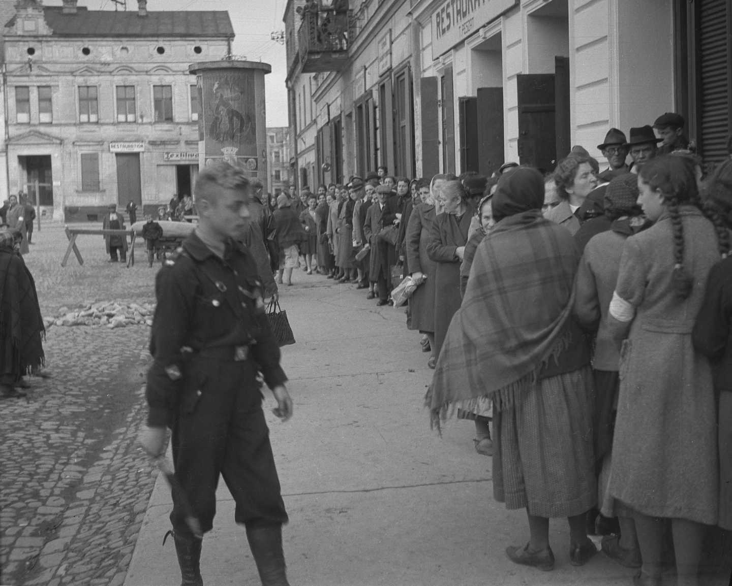 Rynek Główny w Oświęcimiu około 1940 roku